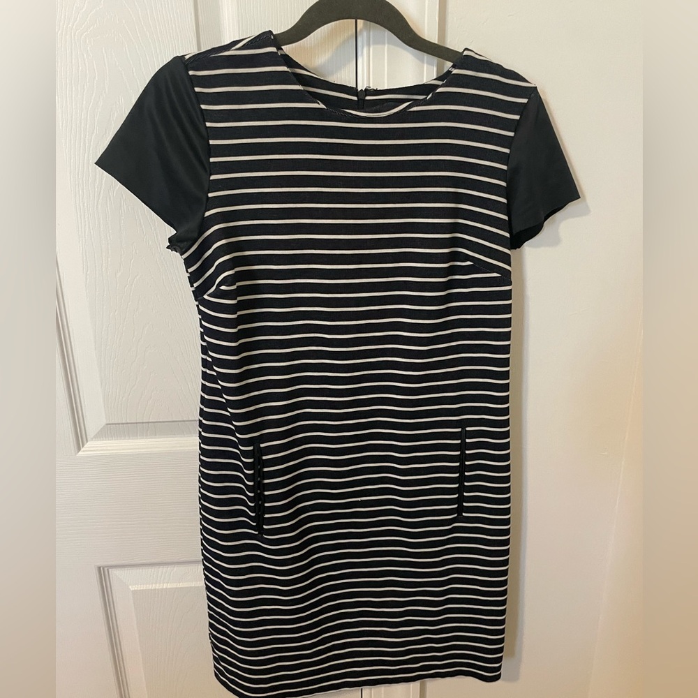 Ann Taylor Shift Dress Black/White Stripe
